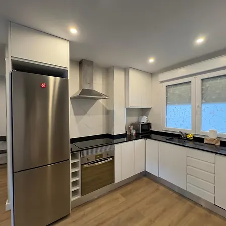 136a Moderno En Playa San Lorenzo By R2r Consulting Apartamento Gijón