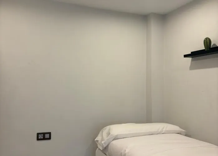 136a Moderno En Playa San Lorenzo By R2r Consulting