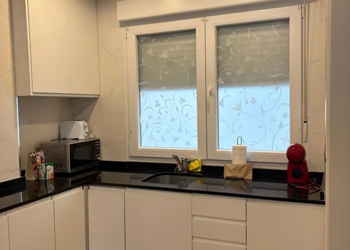 136a Moderno En Playa San Lorenzo By R2r Consulting * Gijón