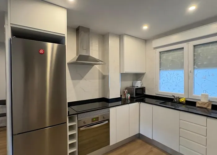 136a Moderno En Playa San Lorenzo By R2r Consulting Apartamento Gijón