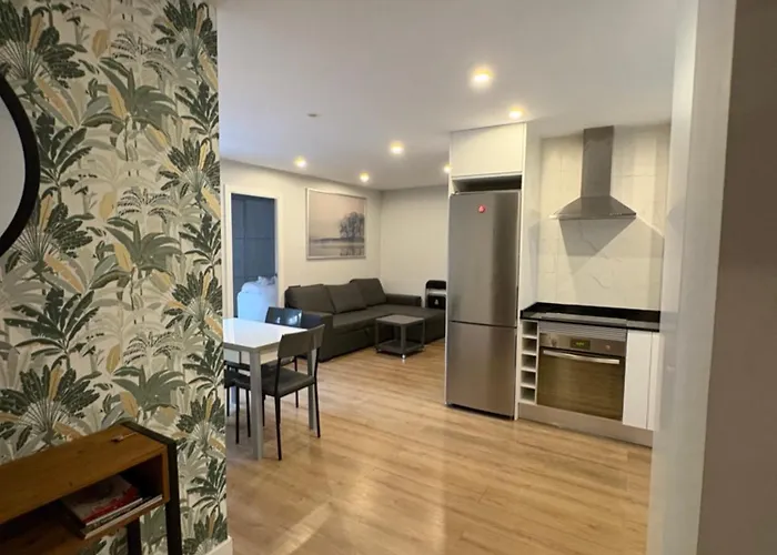 136a Moderno En Playa San Lorenzo By R2r Consulting * Gijón